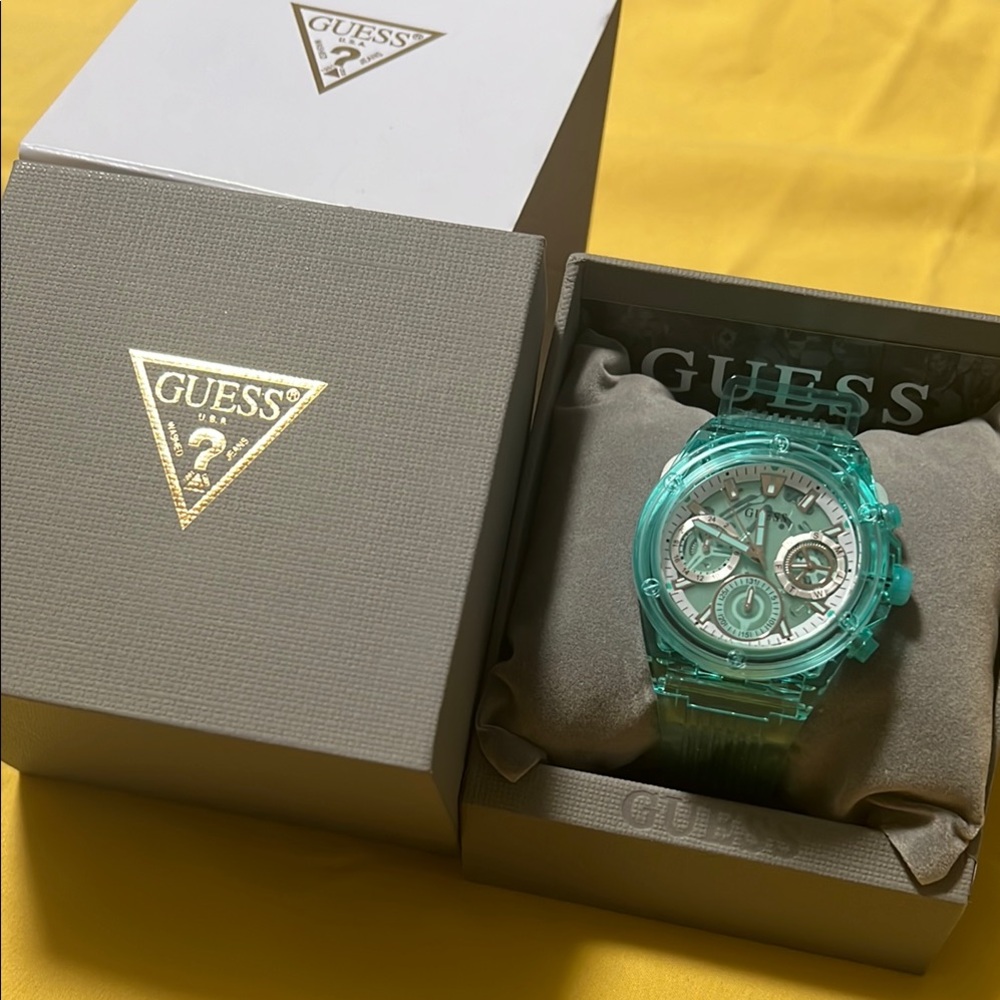 GUESS Aqua Watch